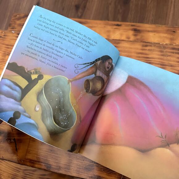 Little Night Nochecita Bilingual Spanish/English Paperback Book - Picture 3 of 7